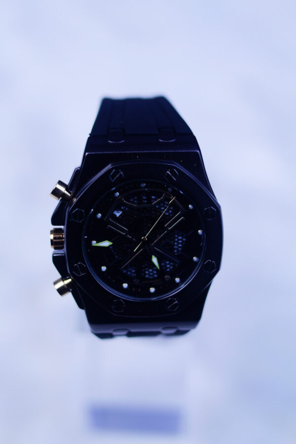 Denvosi Fashion Automatic Branded WristWatch.