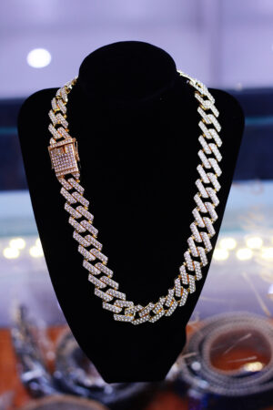Halukakah Cuban Link Chain, Men Ice out 20MM plate Gold