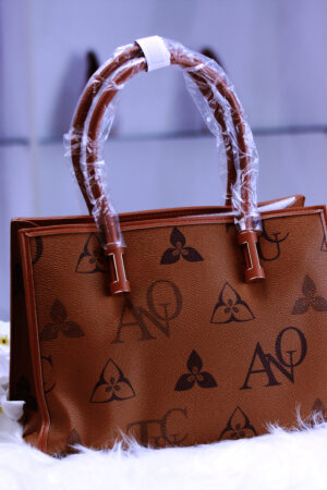 Luxie Tote